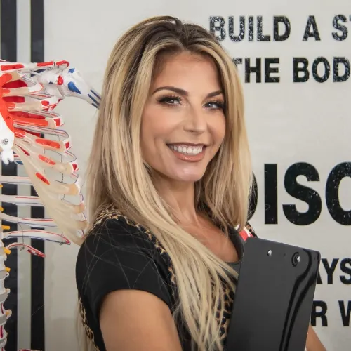 Dr. Lauren Leiva-500×500-Hack Your Health 2025